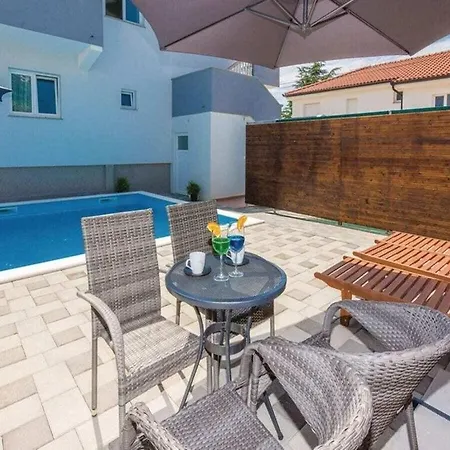 Bianca Comfortable * 圣菲利普雅科夫