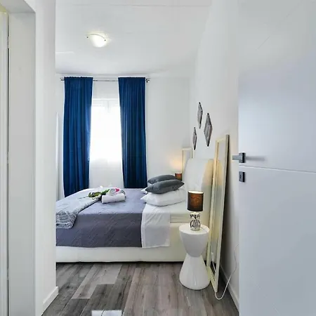 Bianca Comfortable 圣菲利普雅科夫