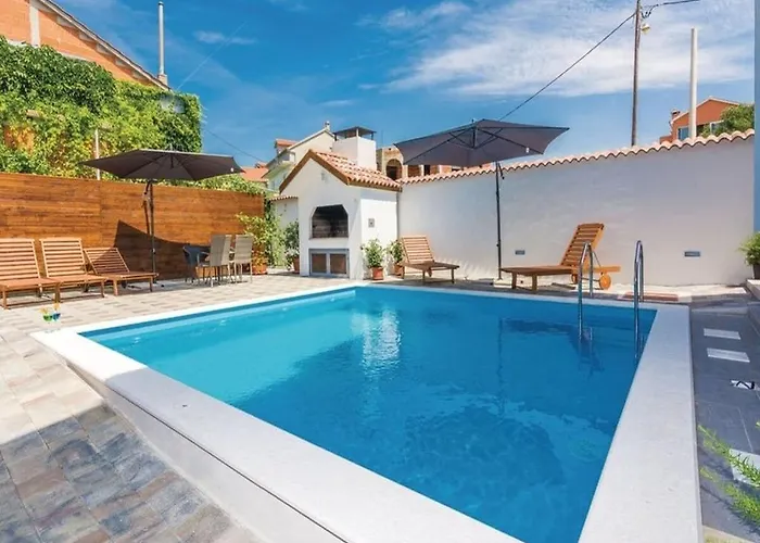 Villa Bianca Comfortable Sveti Filip i Jakov