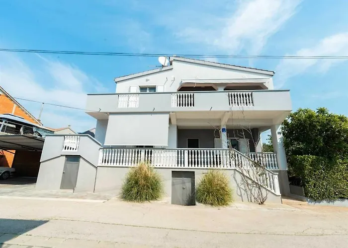 Bianca Comfortable Villa Sveti Filip i Jakov