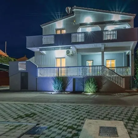 Bianca Comfortable * Свети-Филип-и-Яков