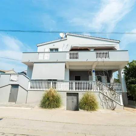 Bianca Comfortable Вилла Свети-Филип-и-Яков