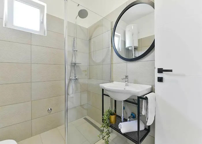 빌라 Bianca Comfortable 스베티필립아이자코브