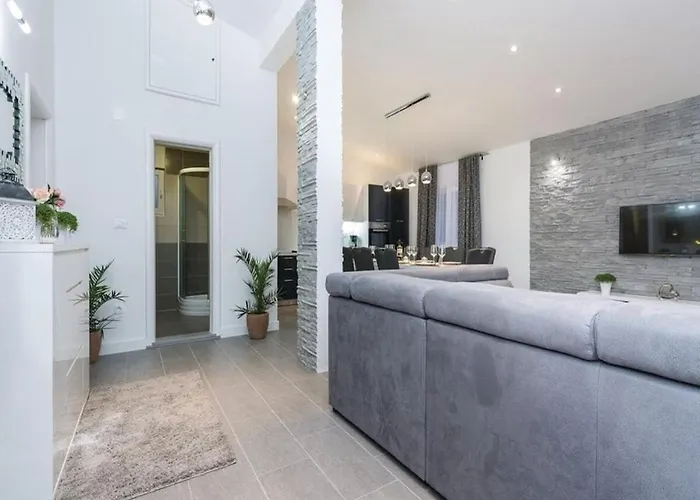 Bianca Comfortable * Свети-Филип-и-Яков