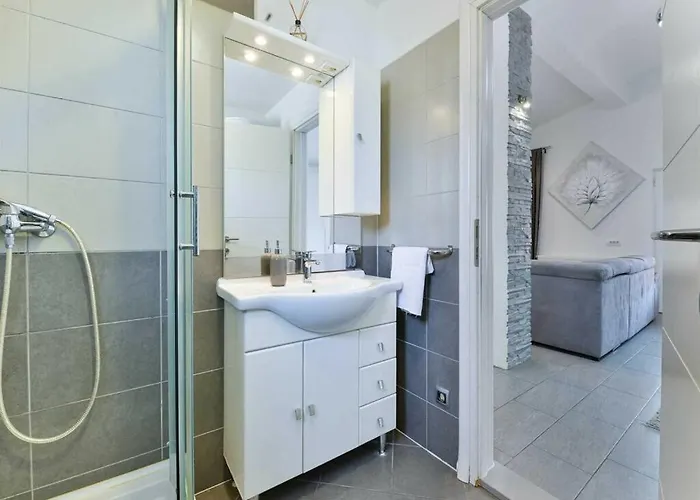 Bianca Comfortable Свети-Филип-и-Яков